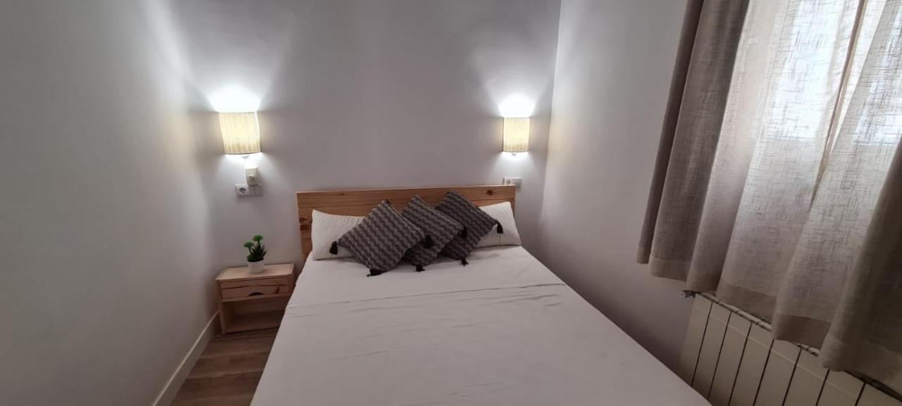 Hostal Andrea Sol มาดริด ภายนอก รูปภาพ