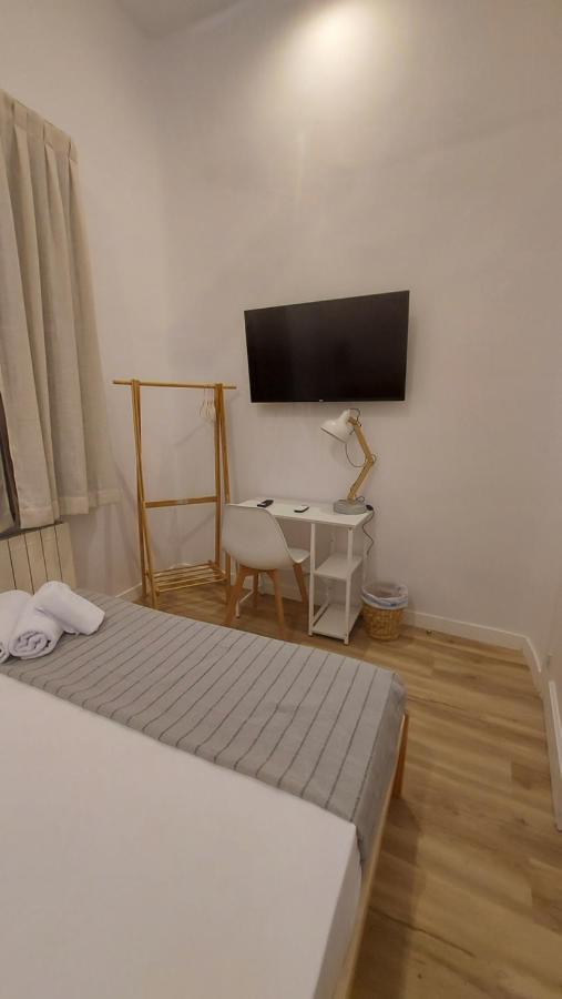 Hostal Andrea Sol มาดริด ภายนอก รูปภาพ