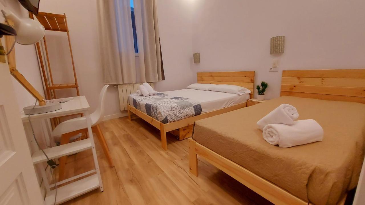Hostal Andrea Sol มาดริด ภายนอก รูปภาพ